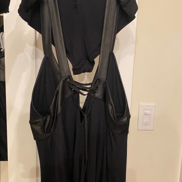 Sexy tank ans booty short set - never worn - Picture 2 of 2